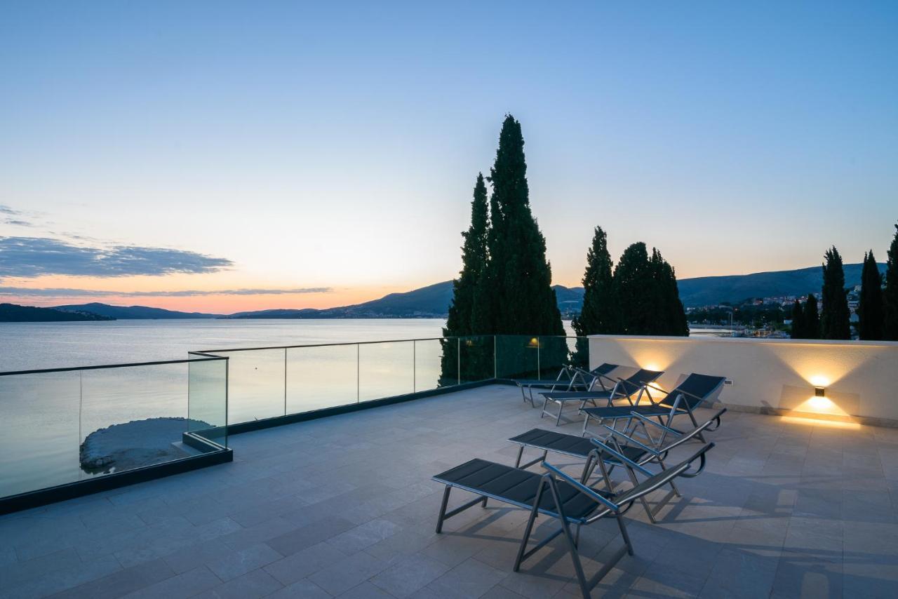 Palm Springs Apartamento Trogir Exterior foto