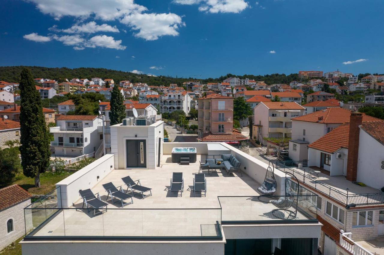 Palm Springs Apartamento Trogir Exterior foto