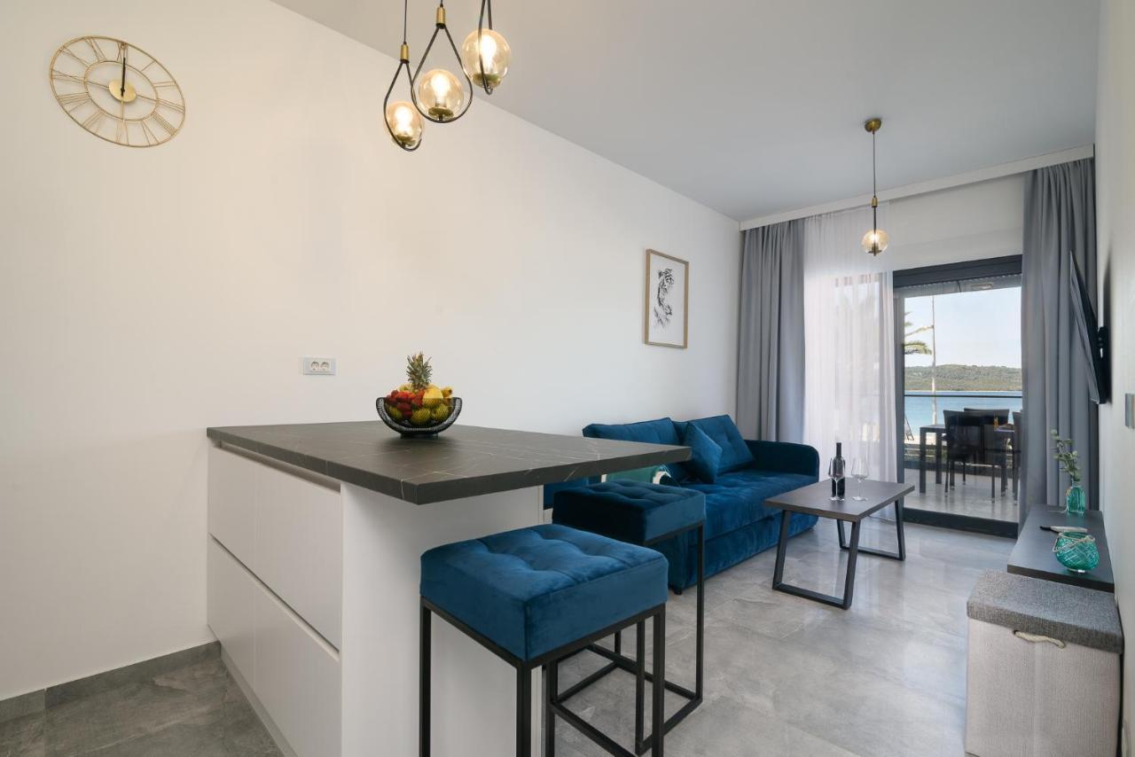 Palm Springs Apartamento Trogir Exterior foto